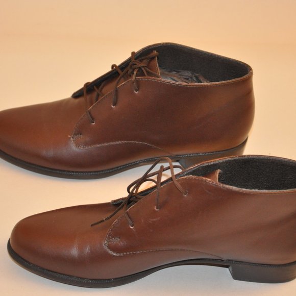 Munro American Bardot Lace Up Boots Brown 8 N - Picture 2 of 8
